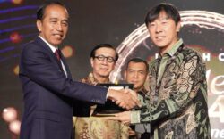 Pada Kamis (25/07), Presiden Joko Widodo meluncurkan program Golden Visa Indonesia di acara bergengsi yang diadakan di Grand Ballroom, The Ritz-Carlton, Jakarta. Foto: Imigrasi Kelas II TPI Sampit