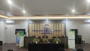 Dekan FIKKIA Unair, Prof Dr Soetojo dr Sp U(K), menawarkan 50 kuota untuk mahasiswa baru Tahun Akademik 2024/2025. Foto: Istimewa