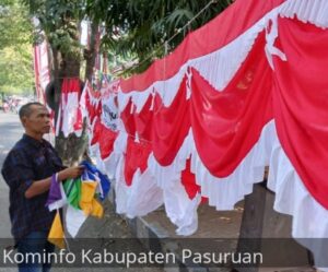 terlihat sejumlah penjual bendera merah putih yang mulai bermunculan, menyemarakkan suasana dengan warna kebangsaan. Foto: Kominfo Pasuruan