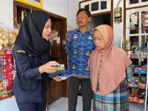 Bea Cukai Malang terus melancarkan Operasi Gempur Rokok Ilegal dalam upaya memutus rantai peredaran rokok ilegal di wilayahnya. Foto: Bea Cukai