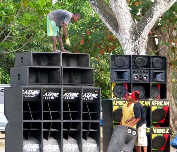 Polresta Malang Kota mengambil langkah tegas dalam mengatur penggunaan alat pengeras suara, terutama sound horeg. Foto: Istimewa