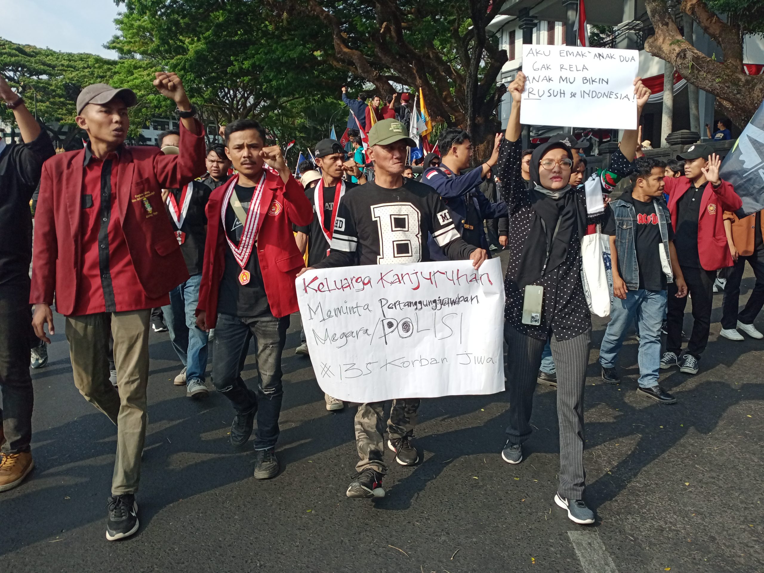 Aksi kawal keputusan MK