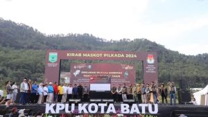 Kota Batu sukses menggelar Kirab Maskot Pilkada 2024 pada Jumat (30/8).