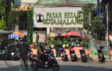 Dengan visi untuk menjadikan pasar tradisional lebih modern dan menarik, Pemerintah Kota Malang telah menetapkan revitalisasi Pasar Besar sebagai proyek strategis