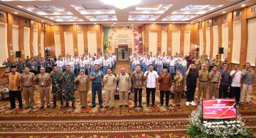 Sebanyak 74 personel calon Pasukan Pengibar Bendera Pusaka (Paskibraka) Jawa Timur tahun 2024 menjalani pemusatan pendidikan dan pelatihan di Badan Pengembangan Sumber Daya Manusia (BPSDM) Jatim. Foto: Diskomnfo Jatim