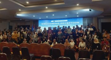 Ratusan mahasiswa asing dari berbagai penjuru dunia berkumpul dalam acara pembukaan "East Java International Student Experience 2024". Foto: Humas UB