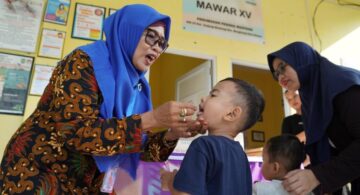 ,- Baru-baru ini, masyarakat dikejutkan oleh berita mengenai dugaan kebocoran dokumen rahasia terkait vaksin polio yang diproduksi PT Bio Farma. Foto: Kemenkes