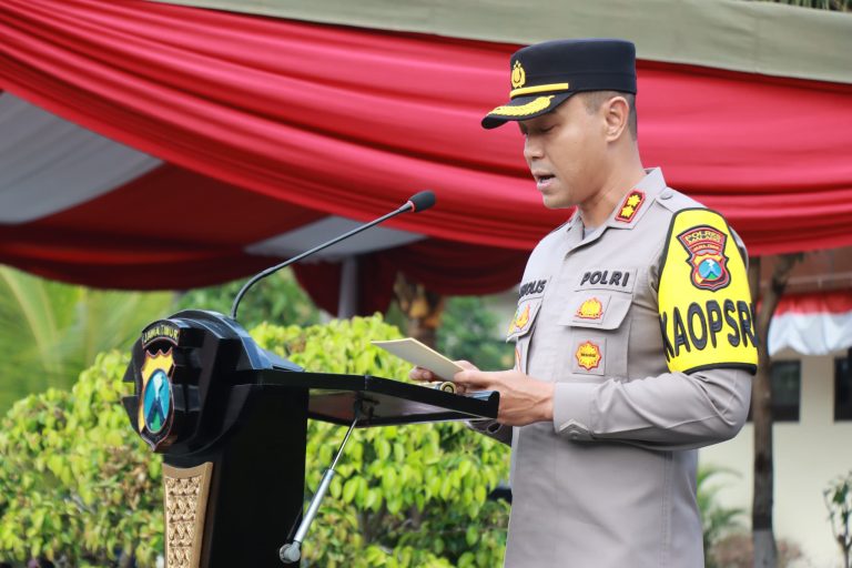 Mengantisipasi laju pesat teknologi dan maraknya tindak pidana siber, Polri secara proaktif membentuk Direktorat Reserse Siber (Ditressiber) di delapan Polda.