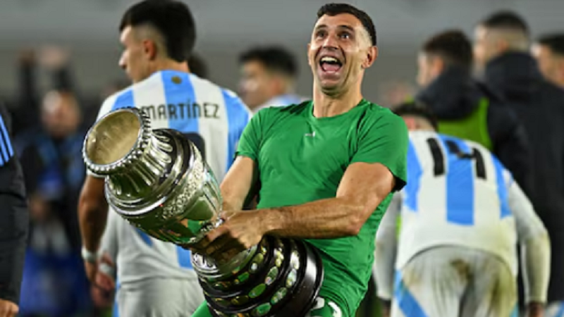 FIFA Emiliano Martinez