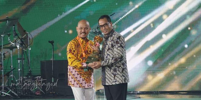 Berkat kerja keras dan dedikasi yang tinggi, Kota Malang berhasil meraih penghargaan Wahana Tata Nugraha (WTN) kategori Kota Besar pada tahun 2024.