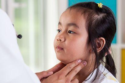 Gondongan adalah infeksi yang menyerang kelenjar ludah yang terletak di bawah daun telinga.