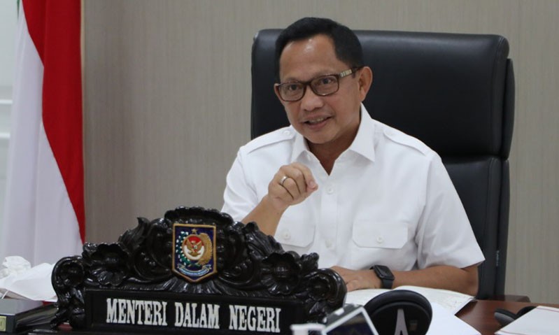Dalam pidatonya Menteri Dalam Negeri (Mendagri) Tito Karnavian di acara Temu Karya Nasional dan Penganugerahan Desa Berprestasi, ia menekankan pentingnya memperkuat desa sebagai langkah strategis untuk menciptakan sentra-sentra ekonomi baru.
