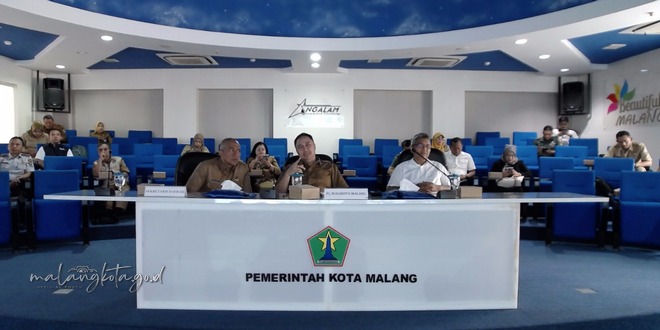 Dalam upaya bersama untuk mengendalikan inflasi, Tim Pengendalian Inflasi Daerah (TPID) Kota Malang, dipimpin langsung oleh Pj. Wali Kota Iwan Kurniawan