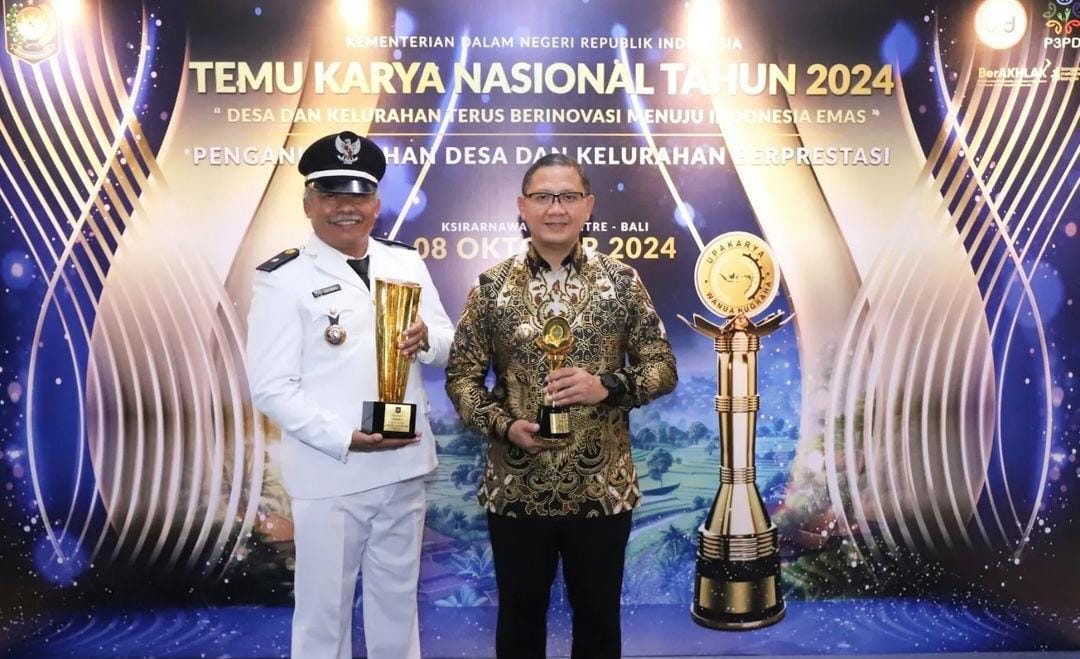 Melalui berbagai inovasi dan program pembangunan yang berkelanjutan, Desa Tulungrejo telah berhasil mengukuhkan posisinya sebagai Desa Terbaik I Nasional Regional II.