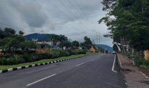 Pemerintah Kota Batu mengumumkan dimulainya pekerjaan preservasi jalan yang bertujuan untuk meningkatkan kenyamanan dan keselamatan pengguna jalan.