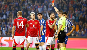 Bruno Fernandes Kartu Merah