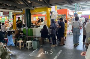 Hingga saat ini, Pasar Oro-Oro Dowo tetap menjadi tujuan favorit warga lokal dan wisatawan yang mencari kuliner.
